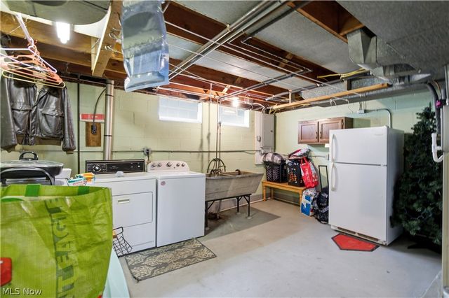 2212 Larchmont Drive, Wickliffe, OH 44092