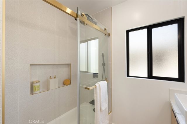 5300 E 28th, Long Beach, CA 90815