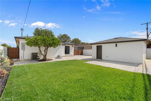 5300 E 28th, Long Beach, CA 90815