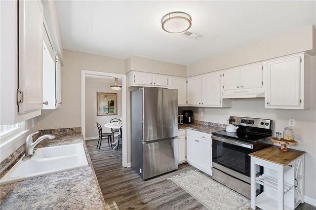 54 Blacks Drive, Greenville, SC 29615