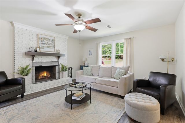 54 Blacks Drive, Greenville, SC 29615