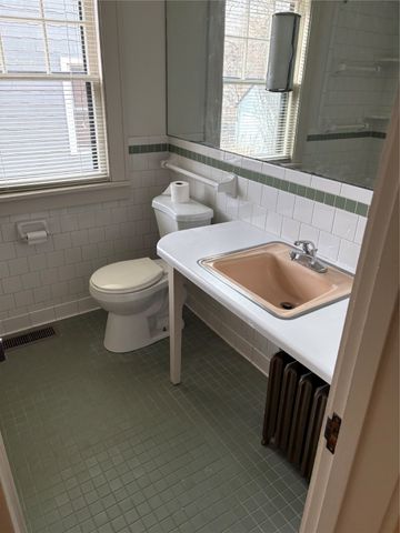 3821 University Avenue, Des Moines, IA 50311