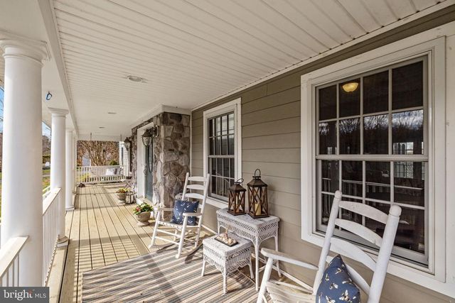 9491 WALSINGHAM LN, Marshall, VA 20115