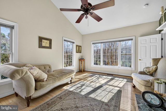 9491 WALSINGHAM LN, Marshall, VA 20115