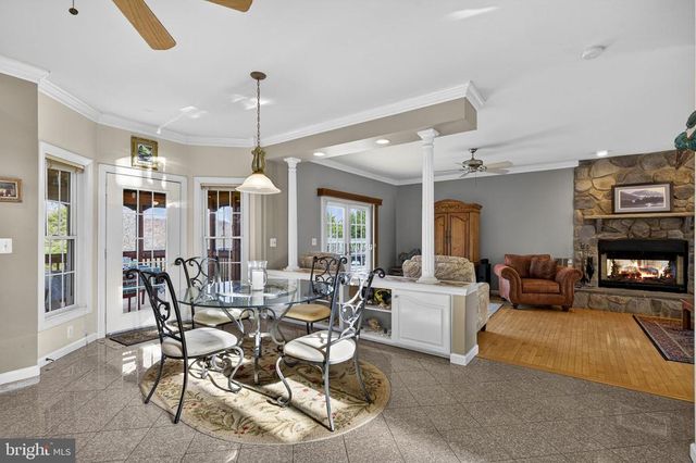 9491 WALSINGHAM LN, Marshall, VA 20115