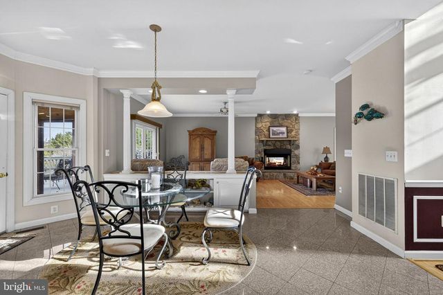 9491 WALSINGHAM LN, Marshall, VA 20115