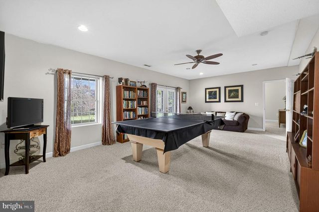 9491 WALSINGHAM LN, Marshall, VA 20115