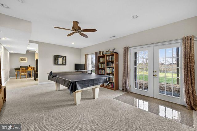 9491 WALSINGHAM LN, Marshall, VA 20115