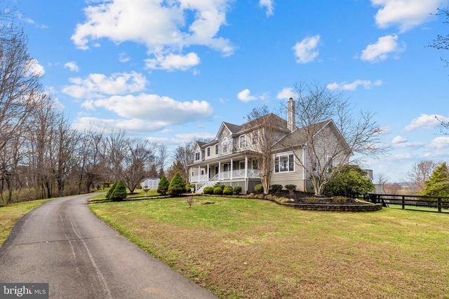 9491 WALSINGHAM LN, Marshall, VA 20115