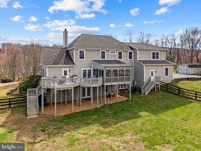 9491 WALSINGHAM LN, Marshall, VA 20115