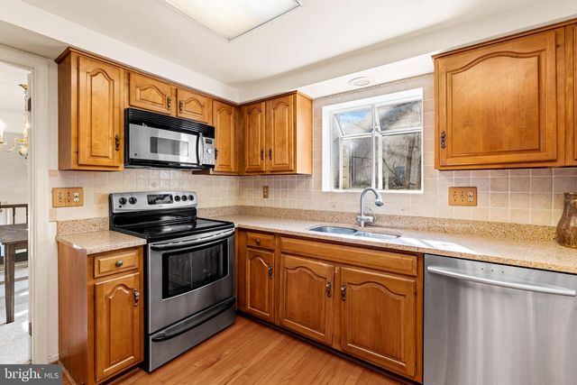 238 HUNTERS RIDGE RD, Lutherville Timonium, MD 21093