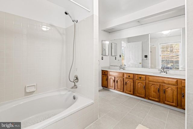 238 HUNTERS RIDGE RD, Lutherville Timonium, MD 21093