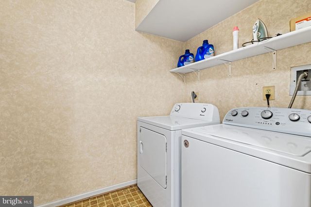 238 HUNTERS RIDGE RD, Lutherville Timonium, MD 21093