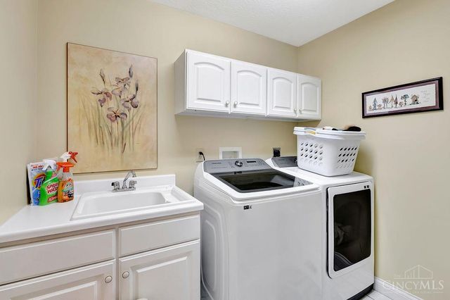 1675 Ainsley Lane, Hamilton, OH 45013