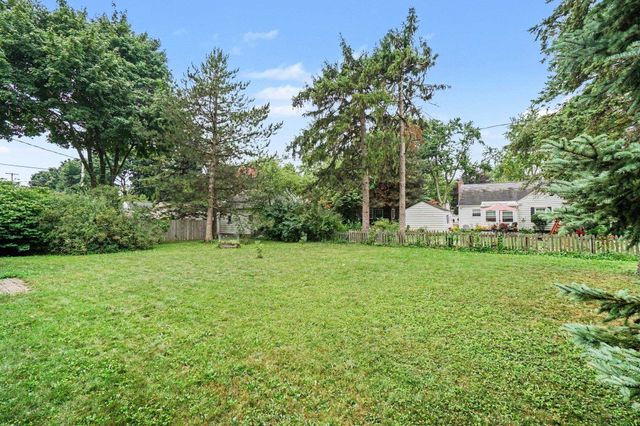 1693 Passolt Street, Saginaw, MI 48638