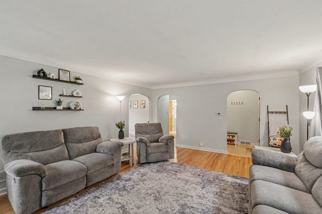 1693 Passolt Street, Saginaw, MI 48638