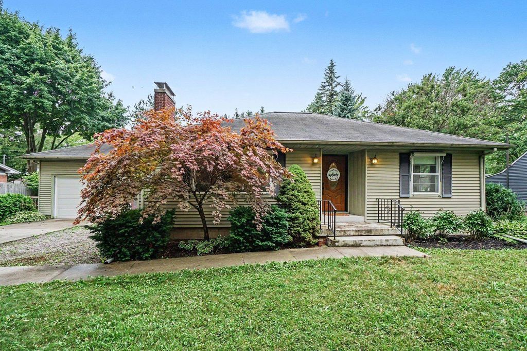 1693 Passolt Street, Saginaw, MI 48638