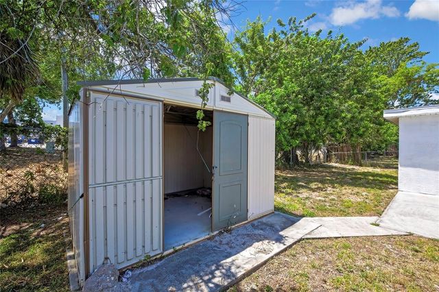 6214 WESTPORT DRIVE, Port Richey, FL 34668