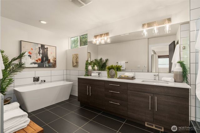 4518 SW Austin Street, Seattle, WA 98136