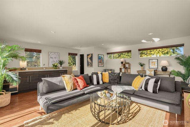 4518 SW Austin Street, Seattle, WA 98136