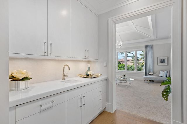 133 W Coconut Palm Road, Boca Raton, FL 33432