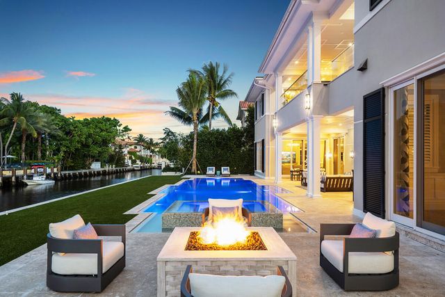 133 W Coconut Palm Road, Boca Raton, FL 33432