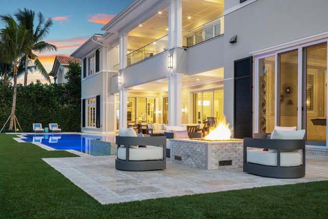 133 W Coconut Palm Road, Boca Raton, FL 33432