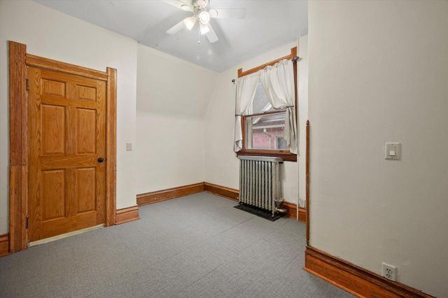 546 N 32nd STREET, Milwaukee, WI 53208