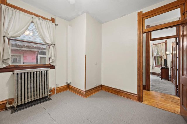 546 N 32nd STREET, Milwaukee, WI 53208