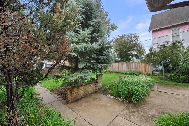 546 N 32nd STREET, Milwaukee, WI 53208
