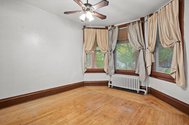 546 N 32nd STREET, Milwaukee, WI 53208