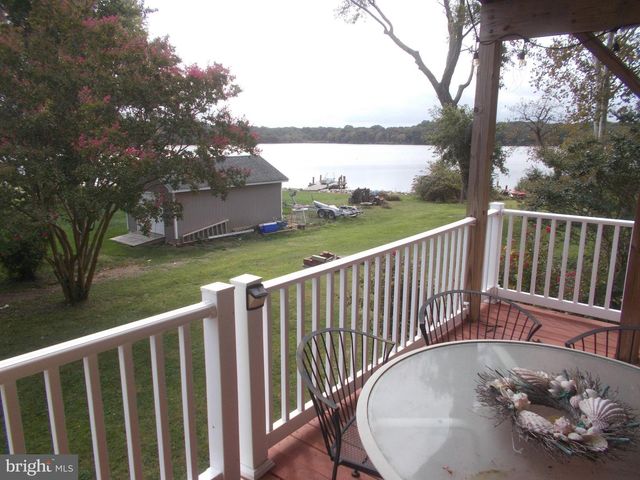 2115 LAKE DR, Pasadena, MD 21122