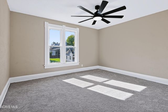 4106 Peak Avenue, Toledo, OH 43612