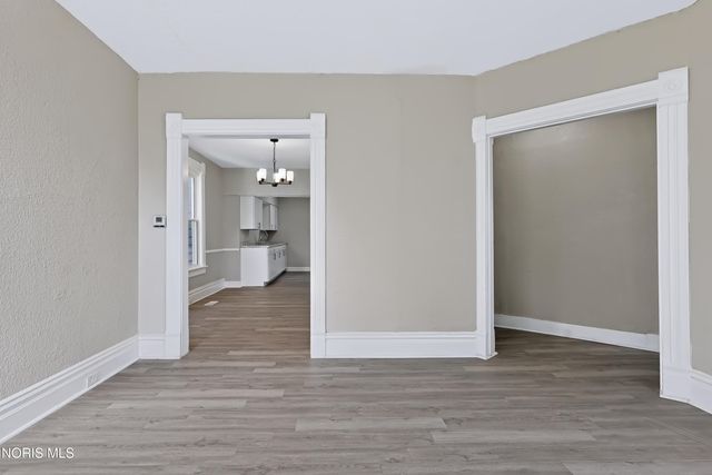 4106 Peak Avenue, Toledo, OH 43612