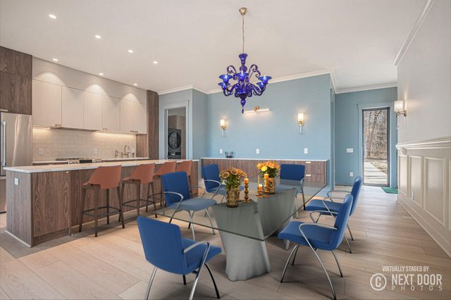 2578 Lakeshore Drive, Saugatuck Twp, MI 49408