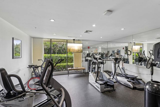 3912 S Ocean Boulevard 704, Highland Beach, FL 33487