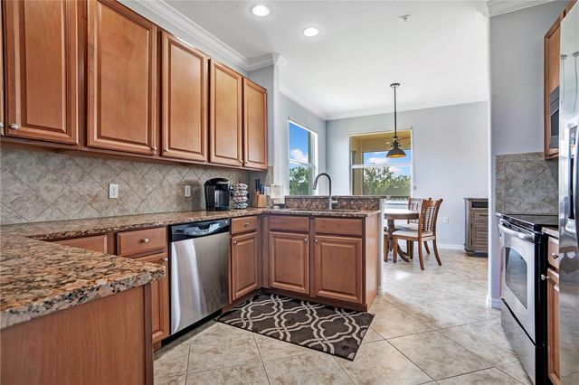 415 WINDING BROOK LANE 102, Bradenton, FL 34212