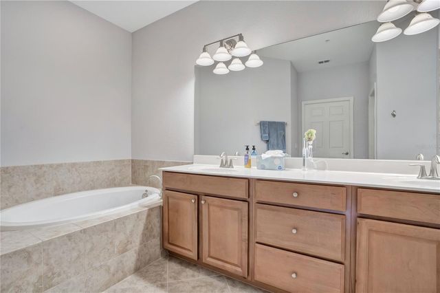 415 WINDING BROOK LANE 102, Bradenton, FL 34212