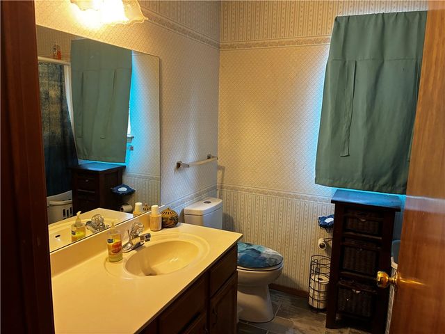 1013 N 26th Street, Rogers, AR 72756