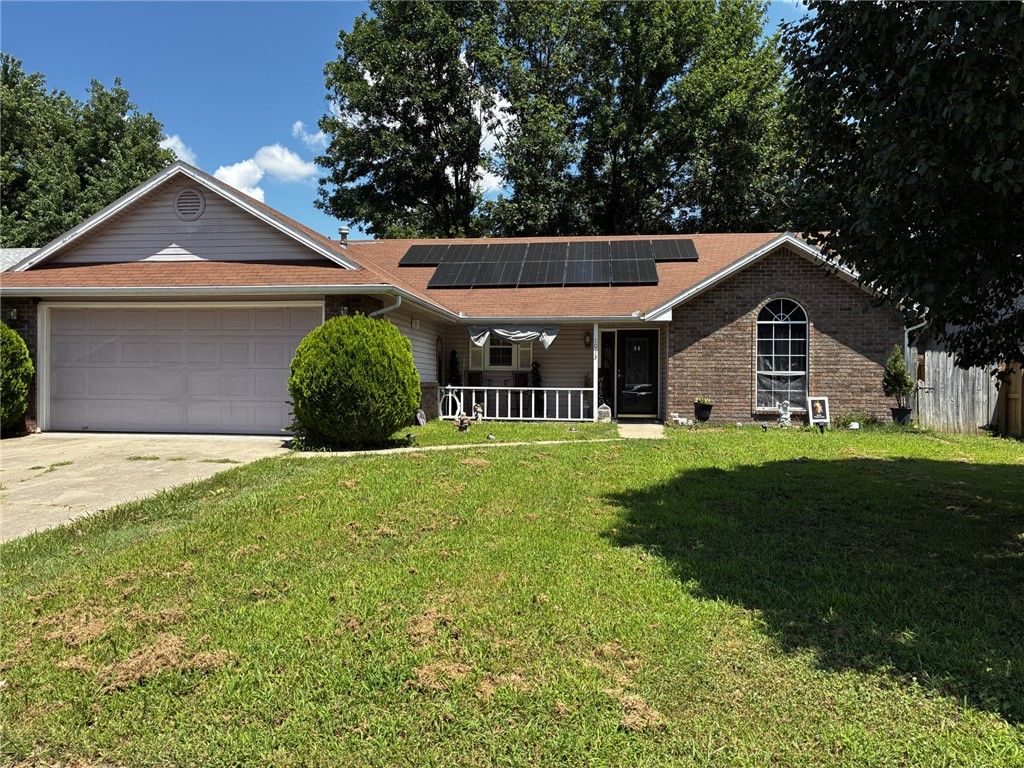1013 N 26th Street, Rogers, AR 72756