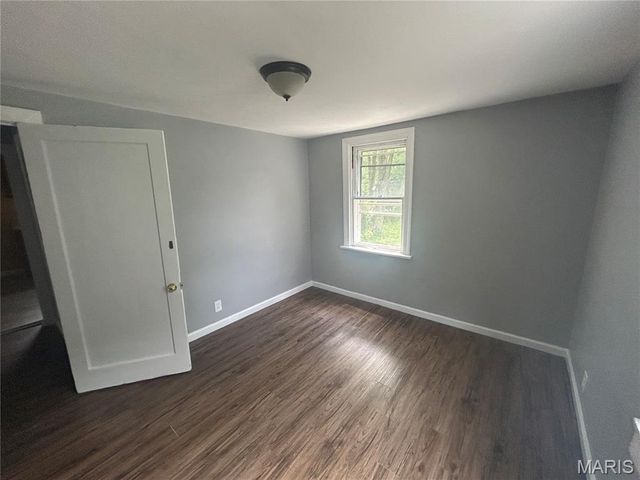9386 Golden Gate Road, Rock Hill, MO 63144