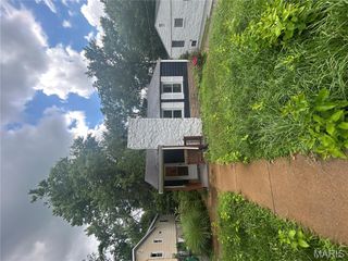 9386 Golden Gate Road, Rock Hill, MO 63144