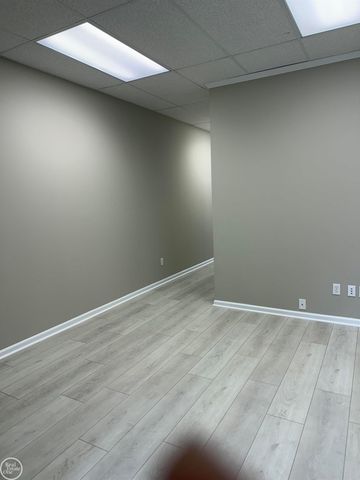 8070 21 Mile Road, Shelby Twp, MI 48317