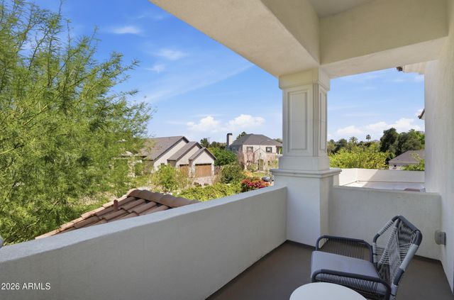 40 W Frier Drive, Phoenix, AZ 85021