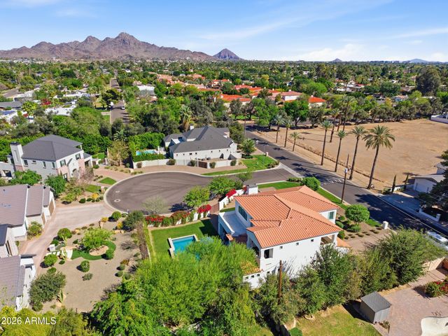 40 W Frier Drive, Phoenix, AZ 85021