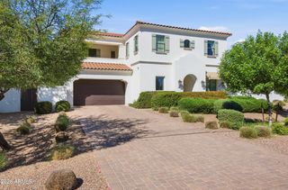 40 W Frier Drive, Phoenix, AZ 85021