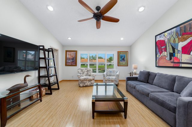 6105 Lake Hibiscus Drive 0, Delray Beach, FL 33484