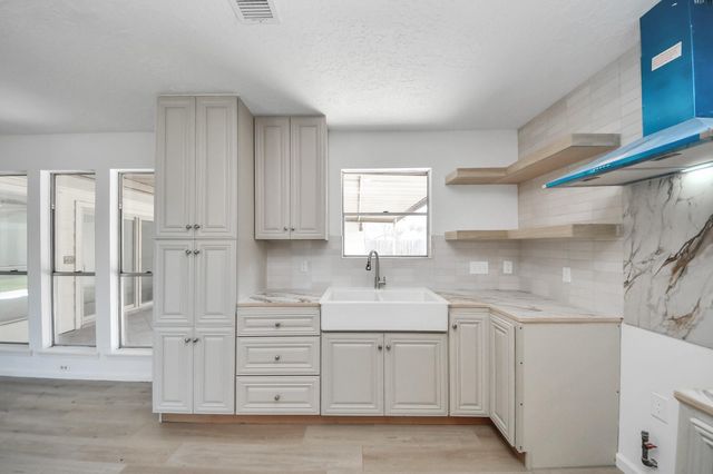 1750 Hilton Head Drive, Missouri City, TX 77459