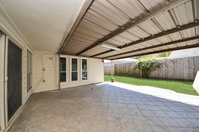 1750 Hilton Head Drive, Missouri City, TX 77459