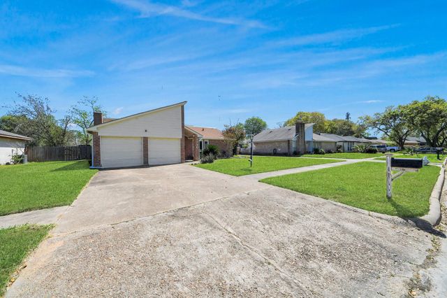 1750 Hilton Head Drive, Missouri City, TX 77459